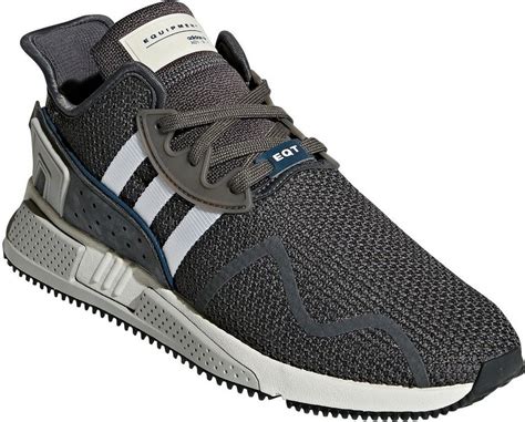 Kaufe und verkaufe adidas EQT Sneakers 